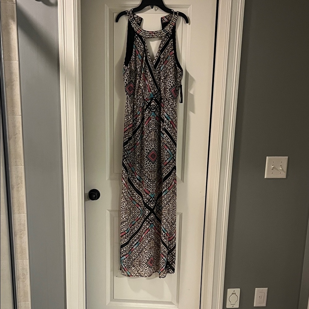 Thalia Sodi Black and Red Patterned Maxi Dress
